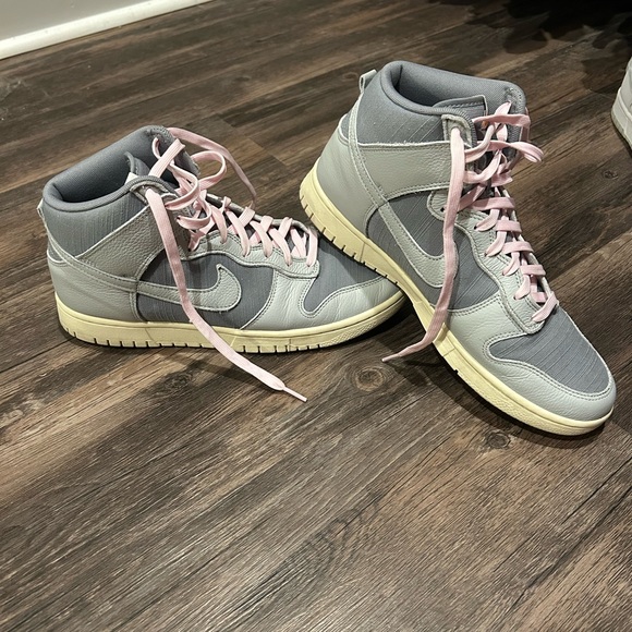 Nike Other - Nike dunk high premium fresh grey fog pink laces men’s size 10